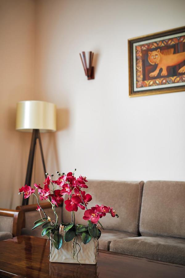 יירבאן Areve Residence Boutique Hotel מראה חיצוני תמונה