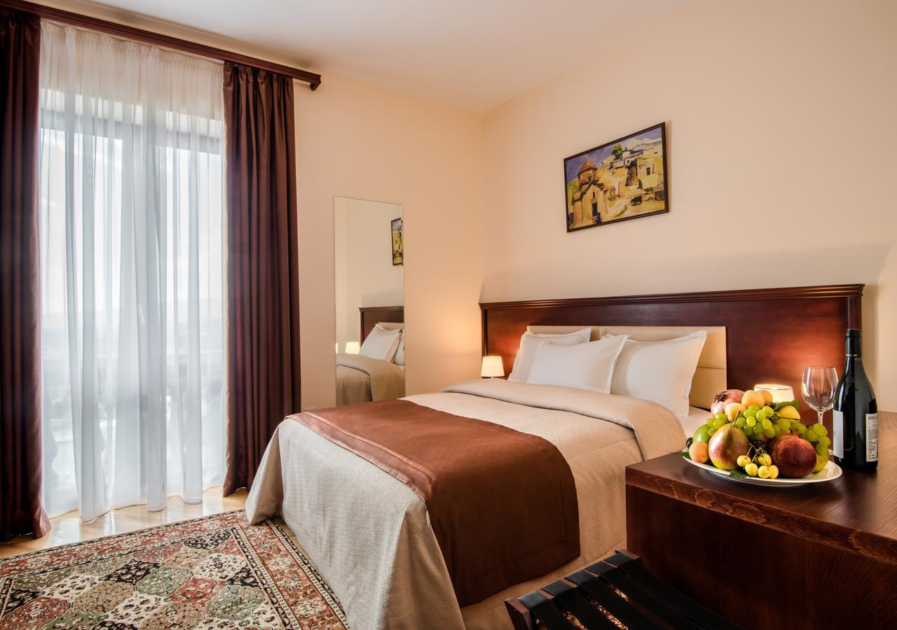 יירבאן Areve Residence Boutique Hotel מראה חיצוני תמונה