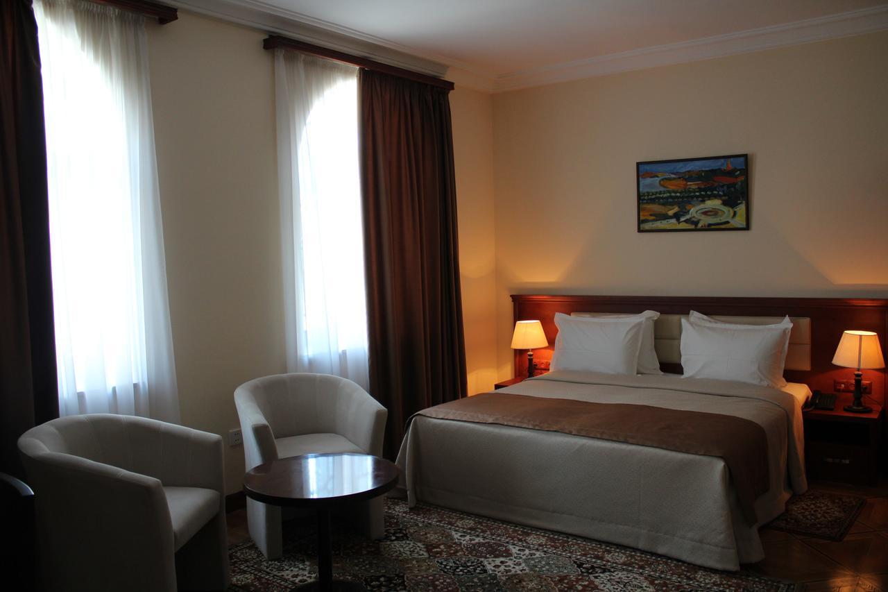 יירבאן Areve Residence Boutique Hotel מראה חיצוני תמונה