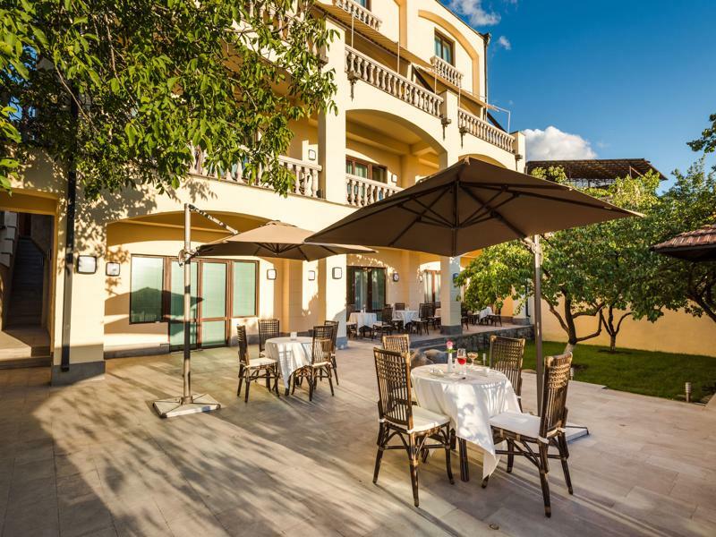 יירבאן Areve Residence Boutique Hotel מראה חיצוני תמונה